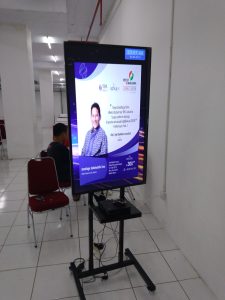 harga digital signage sandiaga uno